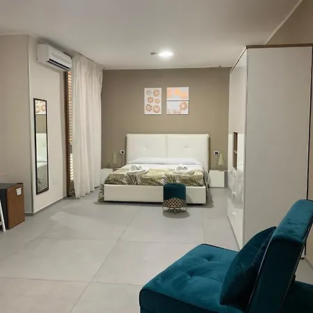 Piazza Risorgimento 3*