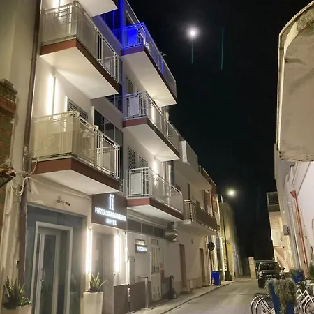 Piazza Risorgimento 3* Porto Cesareo