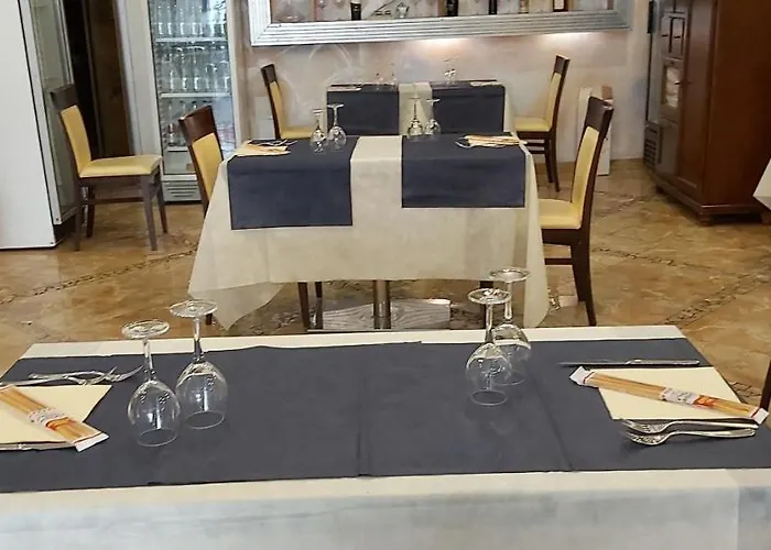 Hotel Piazza Risorgimento 3*