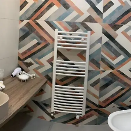 Piazza Risorgimento 3*